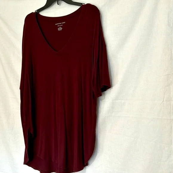 American Eagle burgundy top - Picture 1 of 6